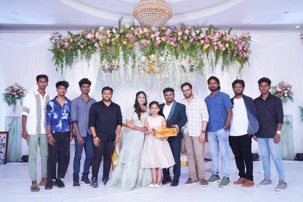 siren-movie-director-anthony-bhagyaraj-wedding-engagement-photos